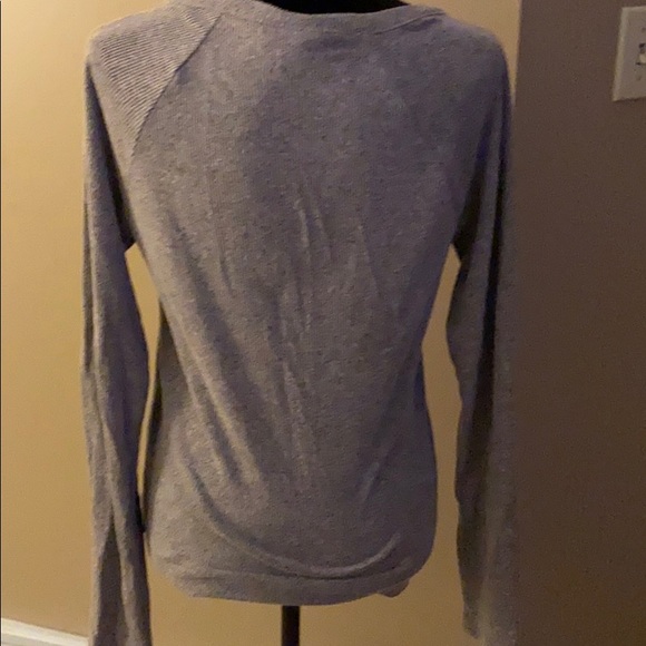 Light Sweater - Picture 2 of 3